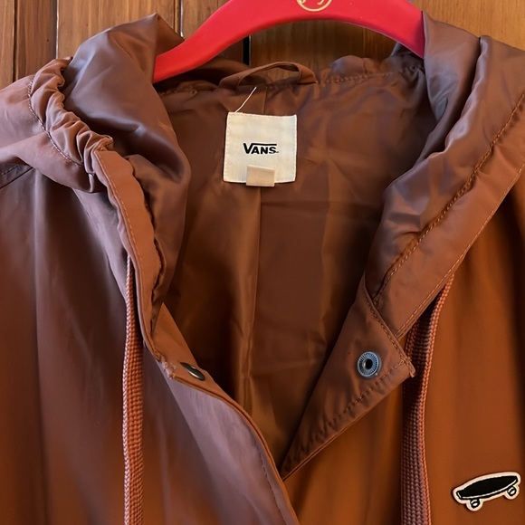 Woman’s Vans Jacket Size XL NWOT - Picture 3 of 5